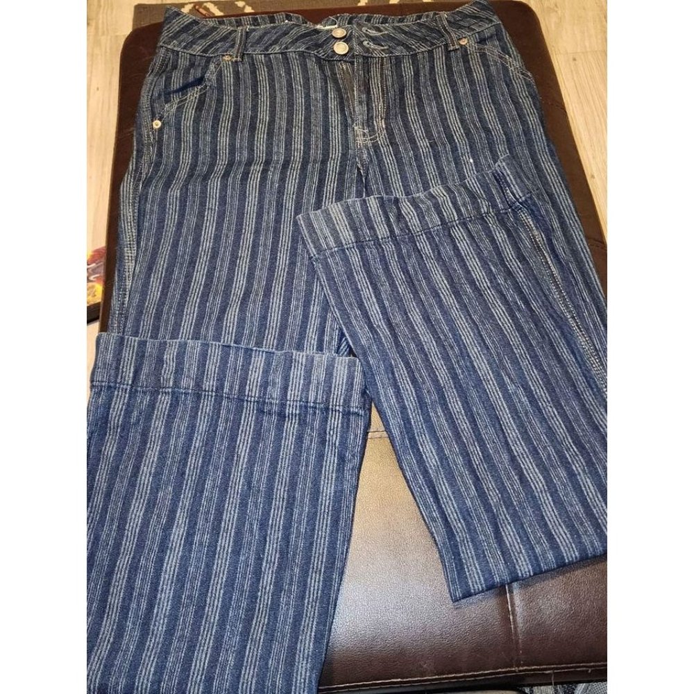 Rock and Roll Flare Jeans 30/34